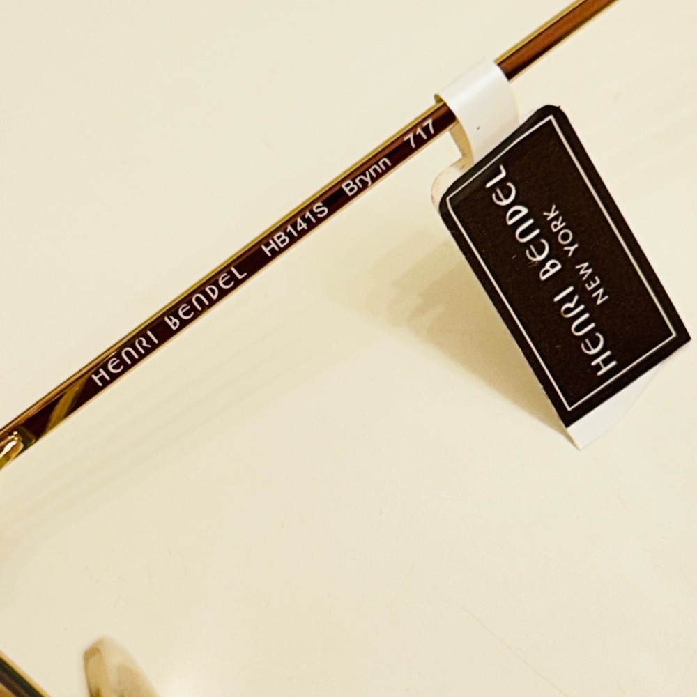 🔥EXTREMELY🔥 RARE Henri Bendel Brynn Gradient Aviator Sunglasses - Picture 6 of 14
